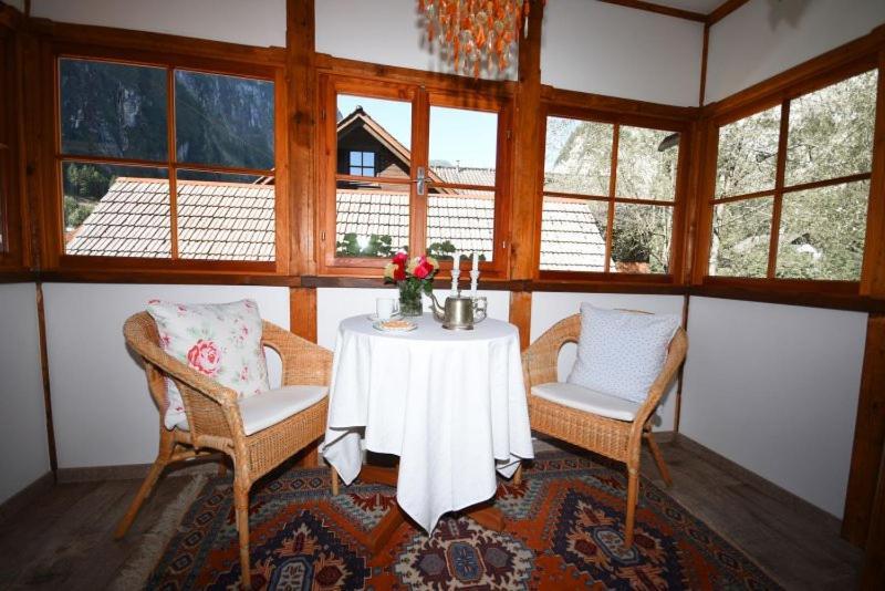 B&B Haus Hemetzberger Hallstatt Exterior photo
